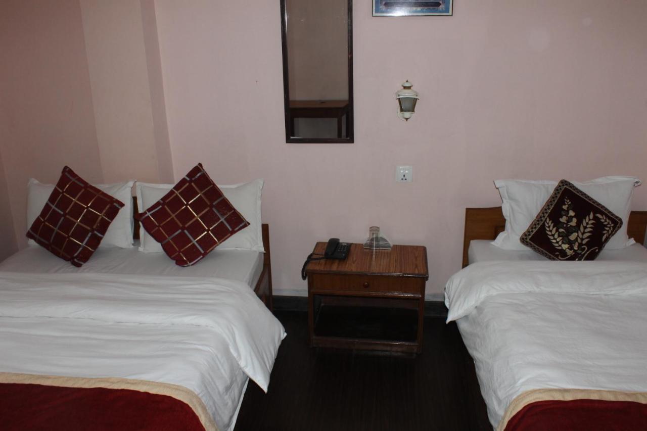 Festoon Hotel Катманду Экстерьер фото